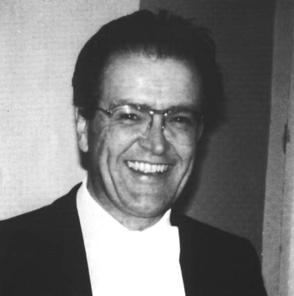 Jörg Metzger wurde in Reichenberg im Sudetenland geboren. Aus einer Musikerfamilie stammend kam er bereits sehr früh mit Musik in Berührung. - jmetzger